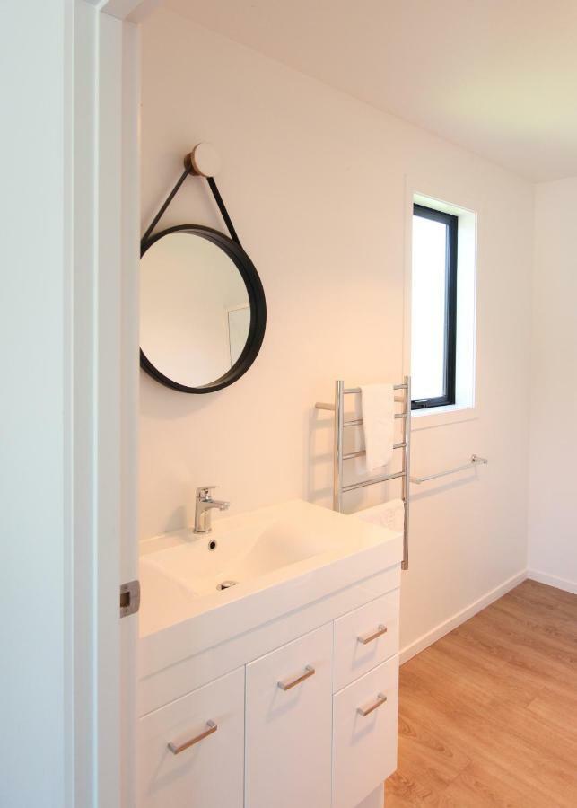 5 - Delightful Space In Tranquil Neighbourhood, Close To The Lake 와나카 외부 사진